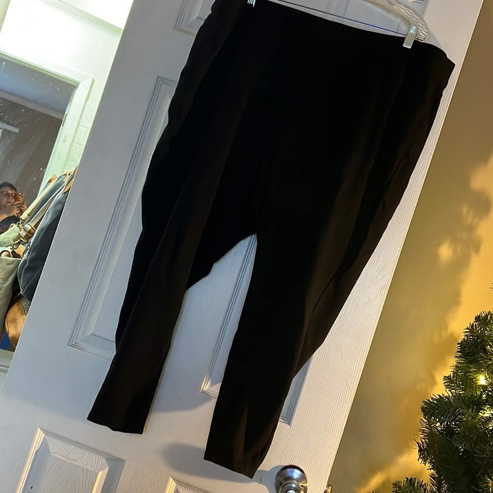 Size 26/28 Lane Bryant leggings with back pockets! non smoking home, EUC